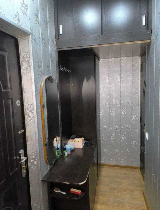 Чилонзор 19кв 1в2 комната
