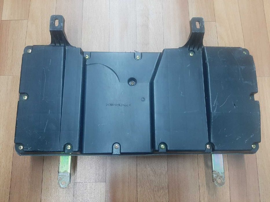 Продам Сабвуфер Lexus RX300