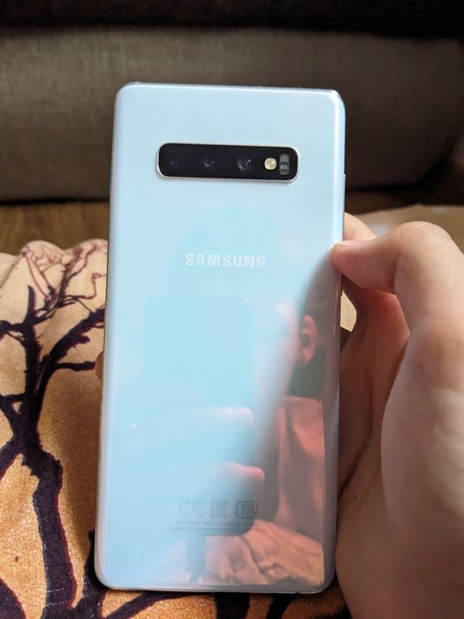 Samsung s10 plus 128/8