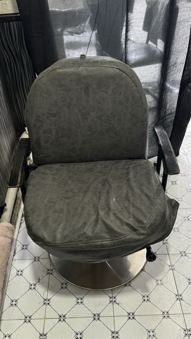 Салон учун мебель сотилади