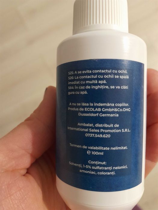 Solutie curatat ochelari, suprafete din sticla si altele