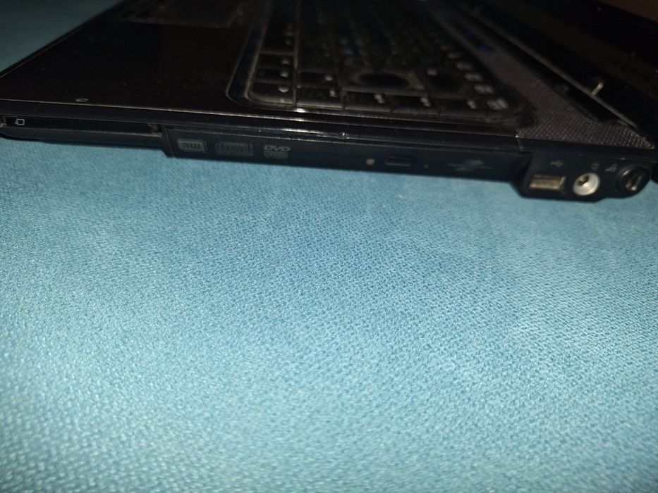 HP Compaq Presario V6000