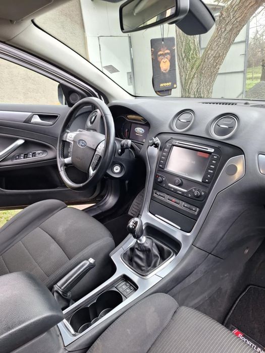 Ford Mondeo 2.2   204 k.c