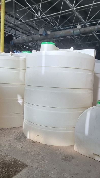 Suv bochkasi . Емкость для воды. Water barrel