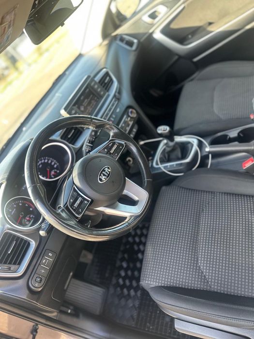 KIA Ceed 2019 — imagine 5