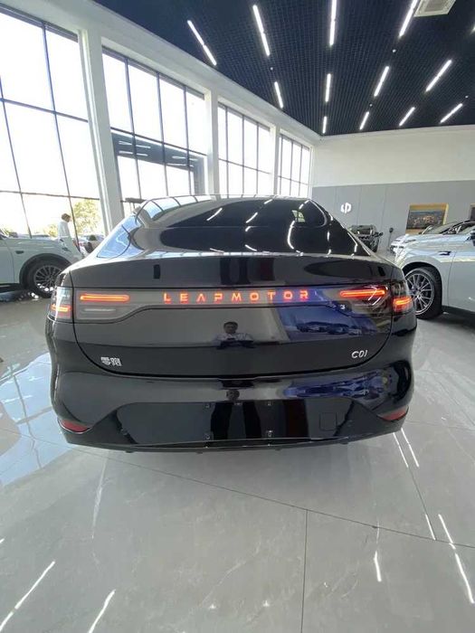 Leapmotor C01 Premium 625 pod zakaz