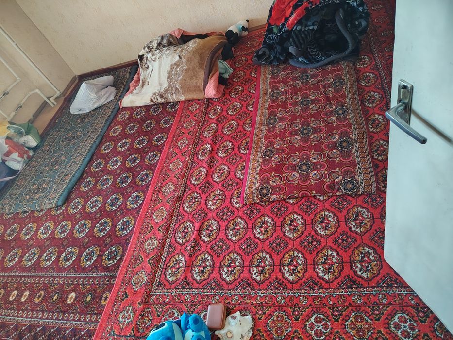 Yashnobot metroni oldida qizlarga ayollarga  kvartira yosh oila bn she