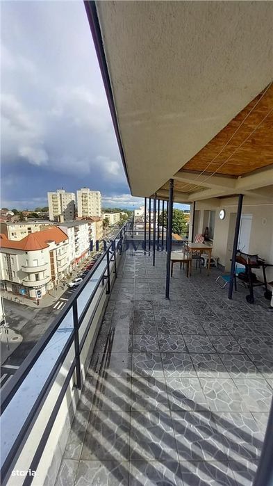 De inchiriat:Apartament cu 3 camere in zona Centrala