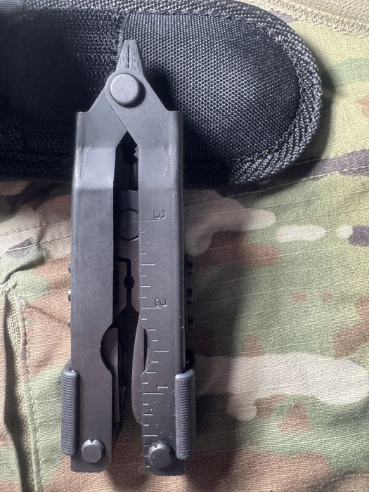 Gerber negru cu husa