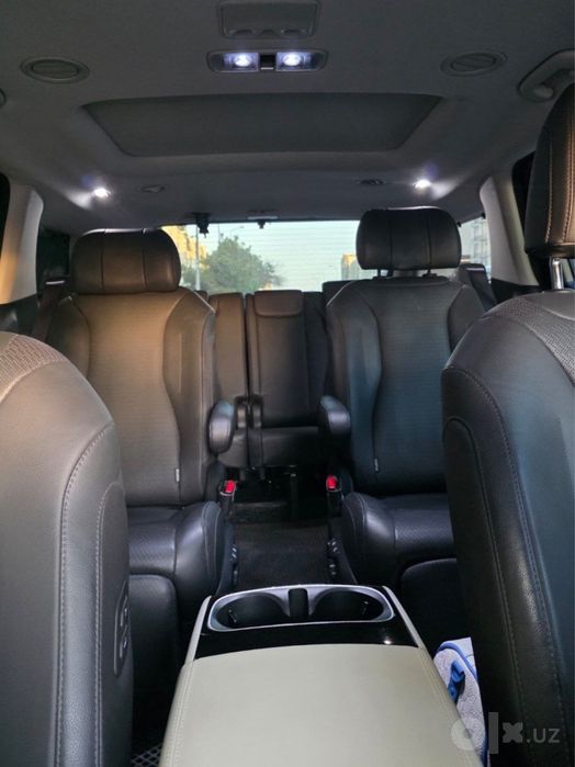 Kia Carnival 2023/24