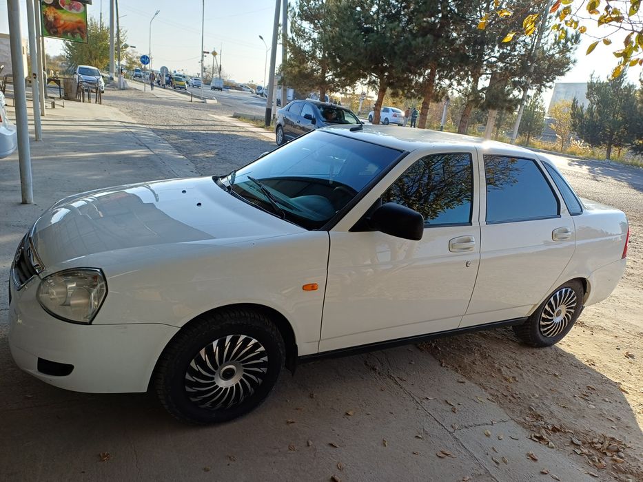 Лада приора 2013