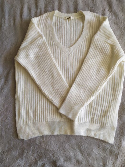 Продам бомбер женский и кофты оверсайз