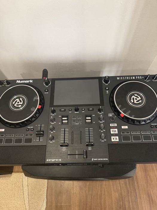Numark Mixstream Pro+