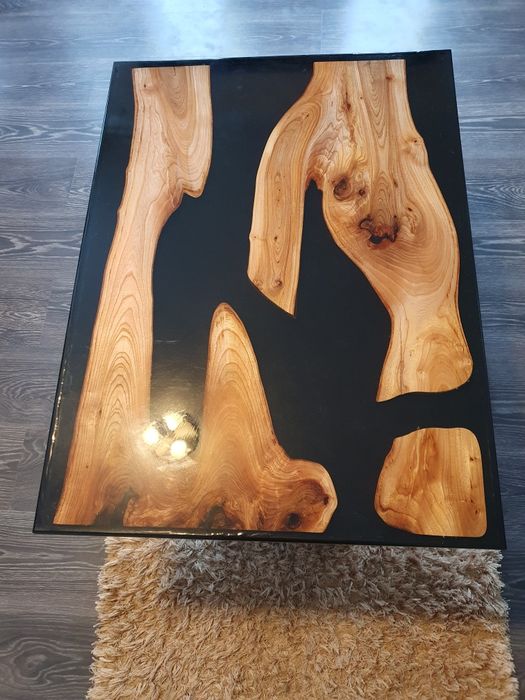 Masă cafea din lemn și rășină