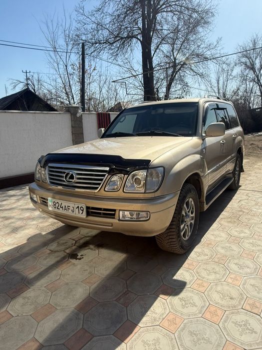 LEXUS Lx470 в хорошем состоянии
