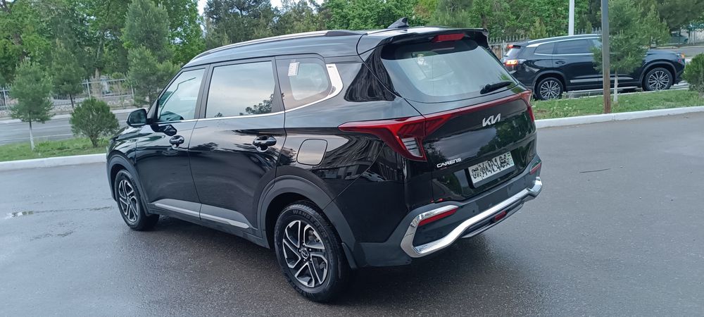 Продам автомобиль KIA CARENS