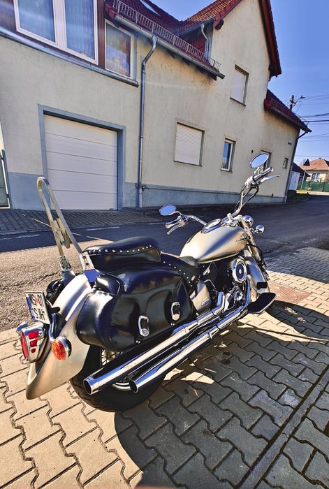 Yamaha V Star 1100 Clasic