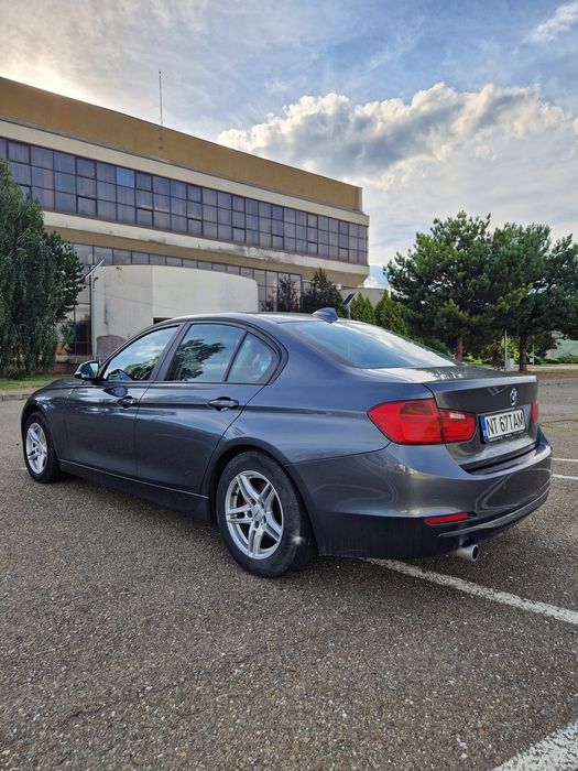 BMW Seria 3 F30 (316d)