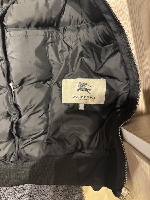 Jeaca burberry originala