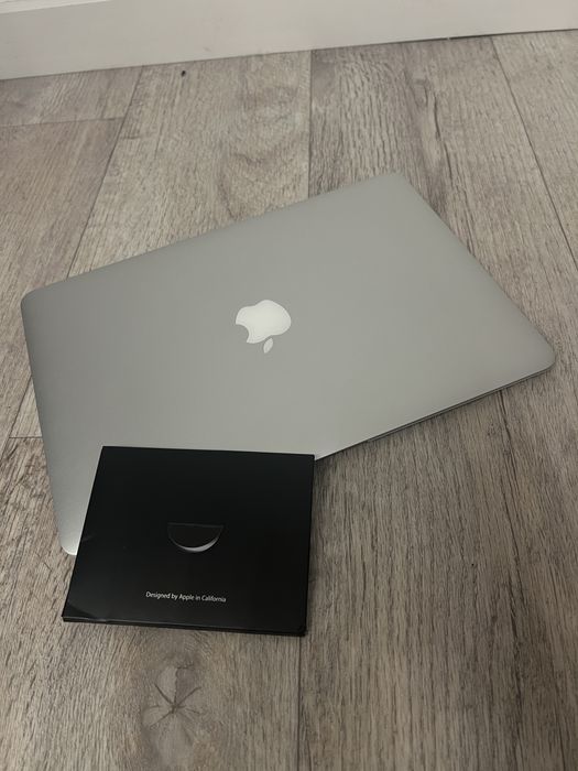 MacBook Air 2017, ноутбук