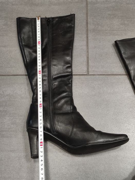 Италиански Кожени Ботуши 38 / Боти / Обувки