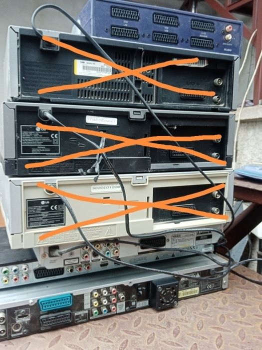 Dvd playere și VHS playere