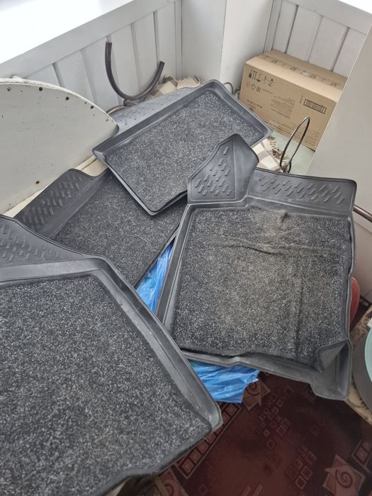 Продам комплект поликов