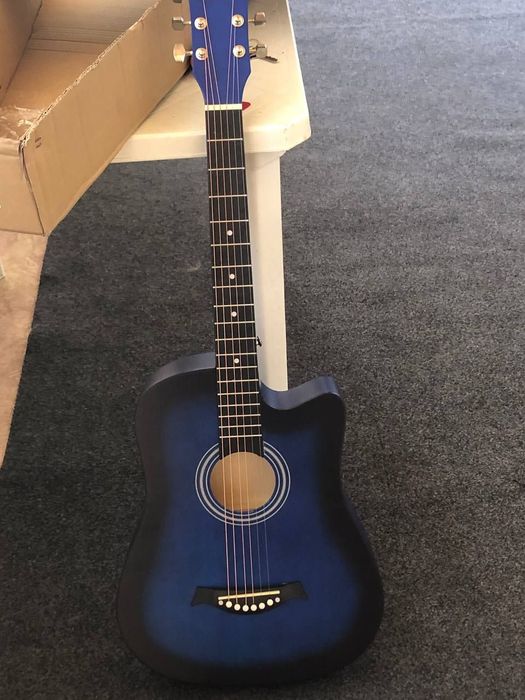 Gitara 6ta quloğ bor