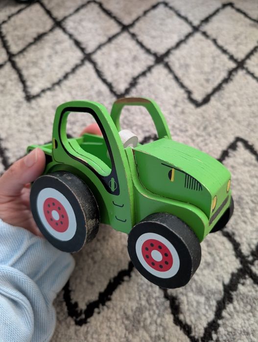 Set mașini lemn și pista