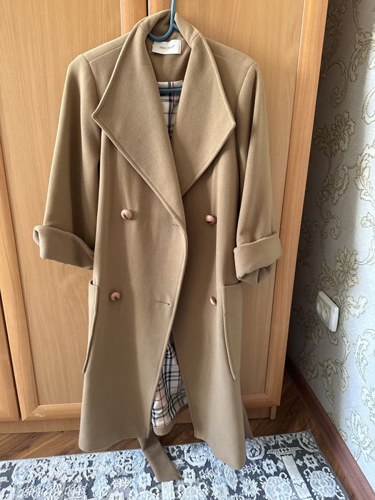 Пальто новый почти