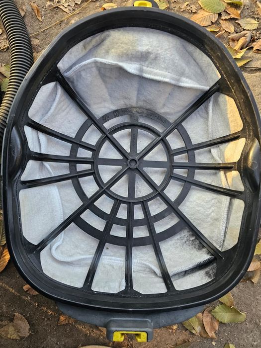 Профессиональный пылесос Karcher