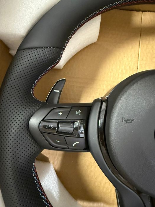 Vând volan BMW -M seria F10,F15,F30,F16F20 ia F10,F30, F15,F16,F20