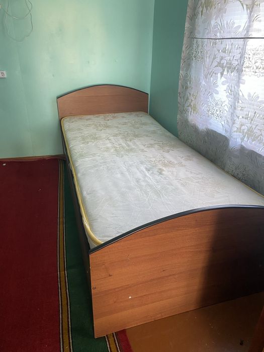 Продам 2 кровати односпальные