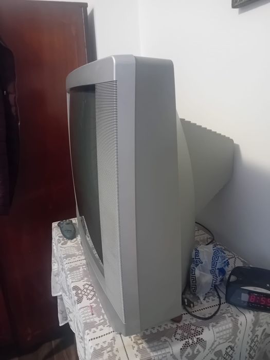 Vand televizoare in stare buna de functionare