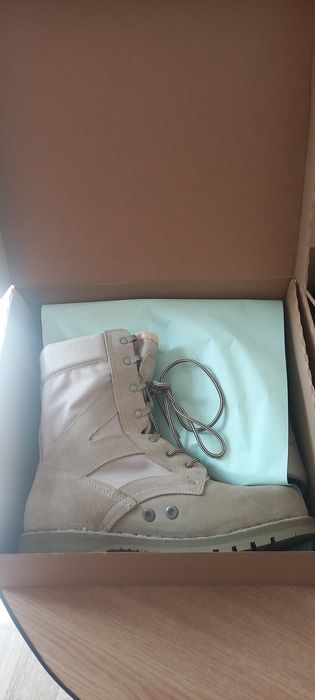 Bocanci armata  marimea 28  vara