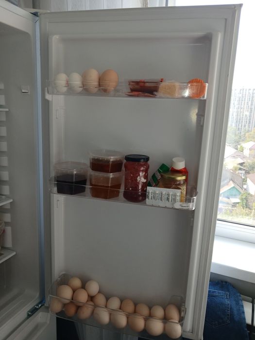 Продам холодильник