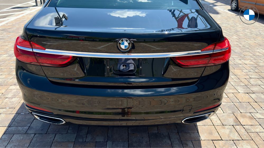 BMW Seria 7 Unic proprietar / Soft Close / TVA deductibil