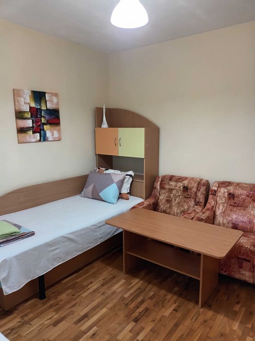 Дава се под наем Тристаен апартамент в Варна, Чаталджа - 70 кв.м за 612 € - Снимка #1