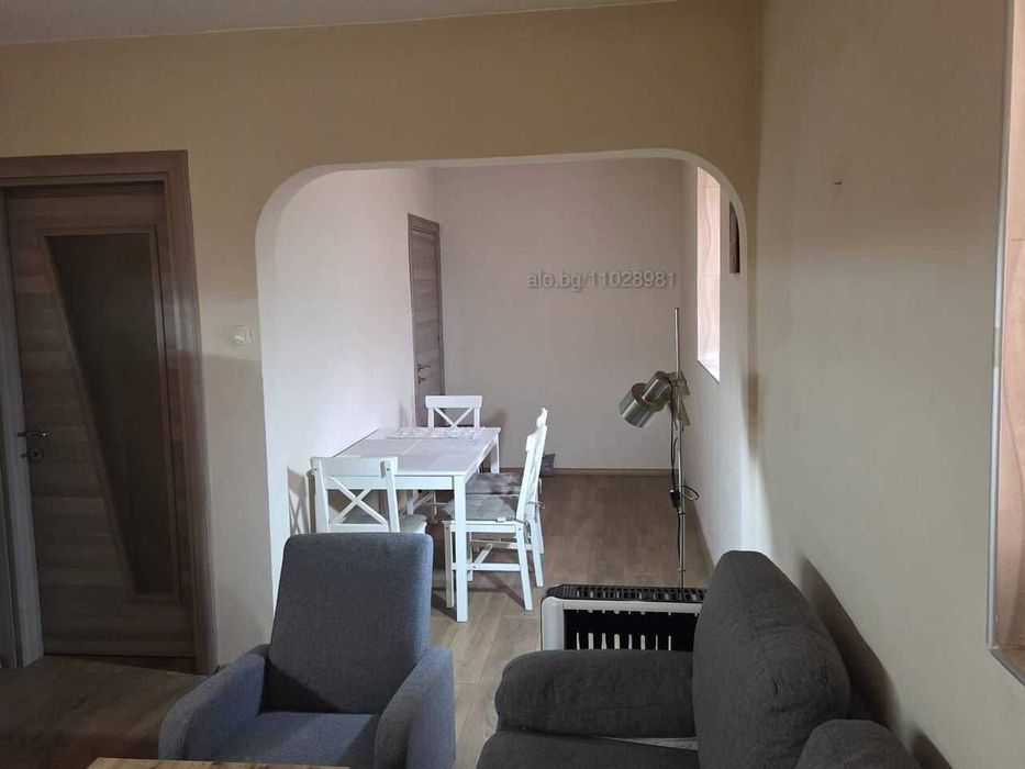 Дава се под наем Тристаен апартамент в Пловдив, Гагарин - 67 кв.м за 398.82 € - Снимка #1