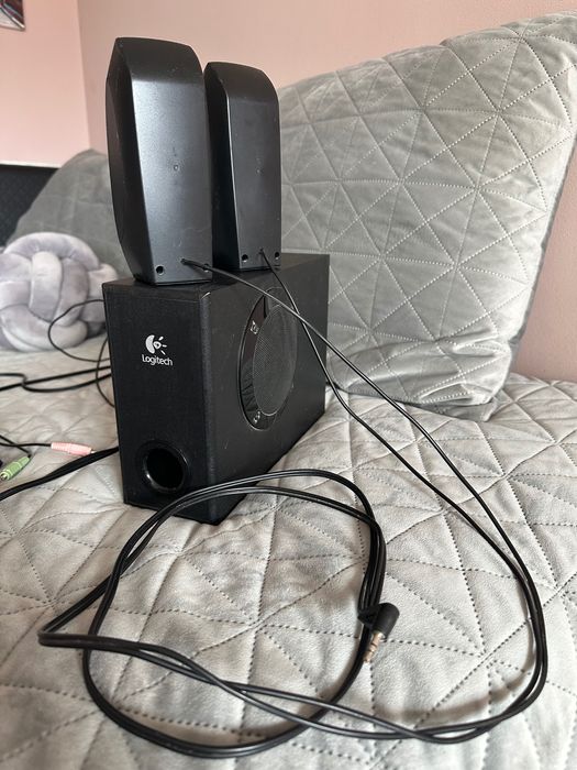 Колонки с буфер Logitech S_220