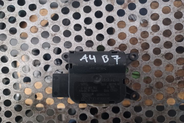 MOTORAS CLIMATRONIC 0132801302 Audi A4 B7