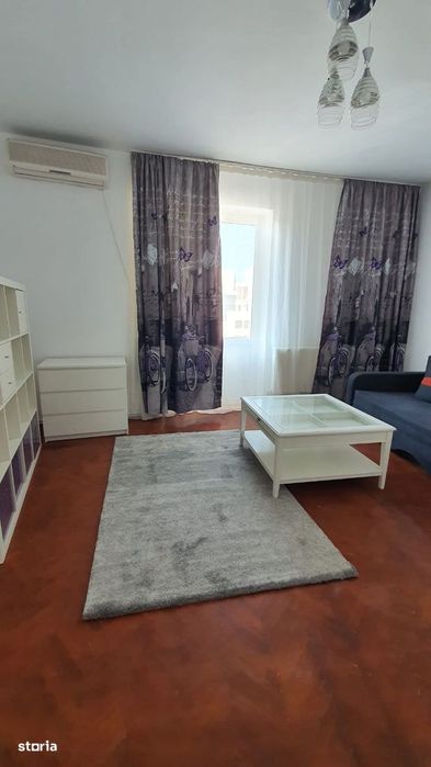 Universitate metrou complet mobilat utilat cu centrala termica proprie