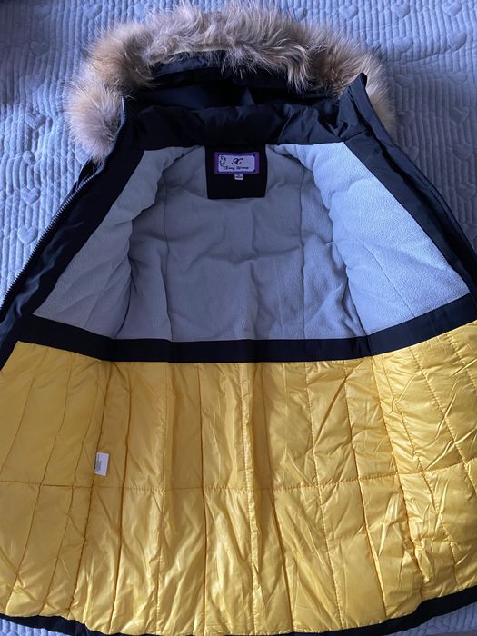 Куртка-пуховик на девочку