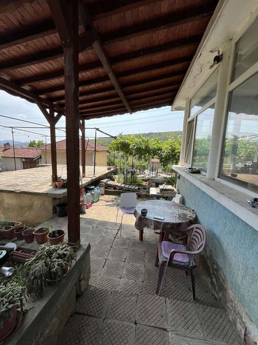 Продава се Къща в Ловеч, Гозница - 280 кв.м за 590 €/кв.м - Снимка #2