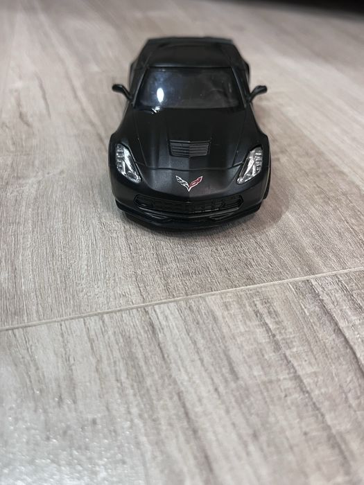 игрушки машинки, небольшие