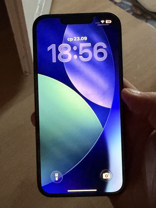 Iphone 16e като нов