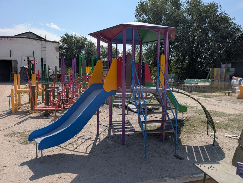 Детский игровой комплекс 4,60м х 4,30м х 3,00м