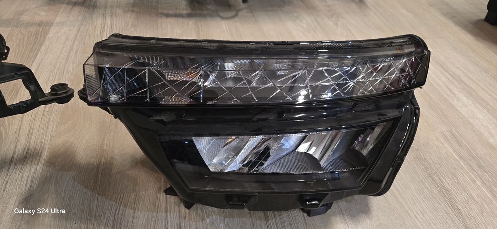 Far full led skoda kamiq