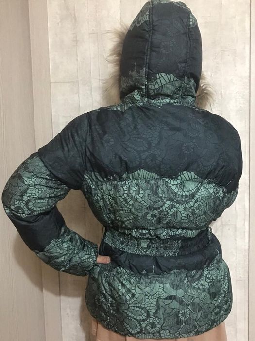 Куртка-пуховик женская