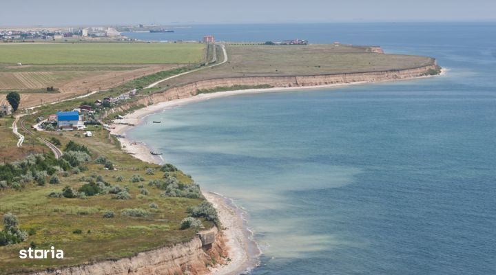 P+10 | Teren spectaculos in prima linie la mare